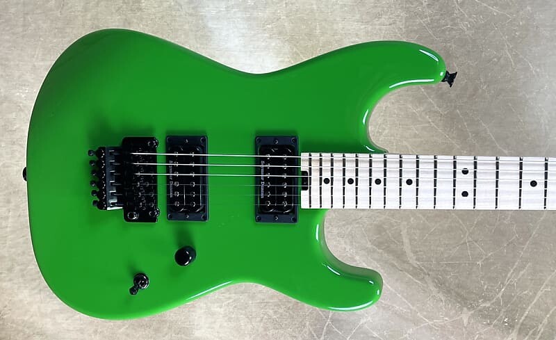 Электрогитара Charvel USA Custom Shop San Dimas 2H Slime Green Pointy Headstock Guitar 7.8 lbs
Электрогитара Charvel USA Custom Shop San Dimas 2H Slime Green Pointy Headstock Guitar 7.8 lbs