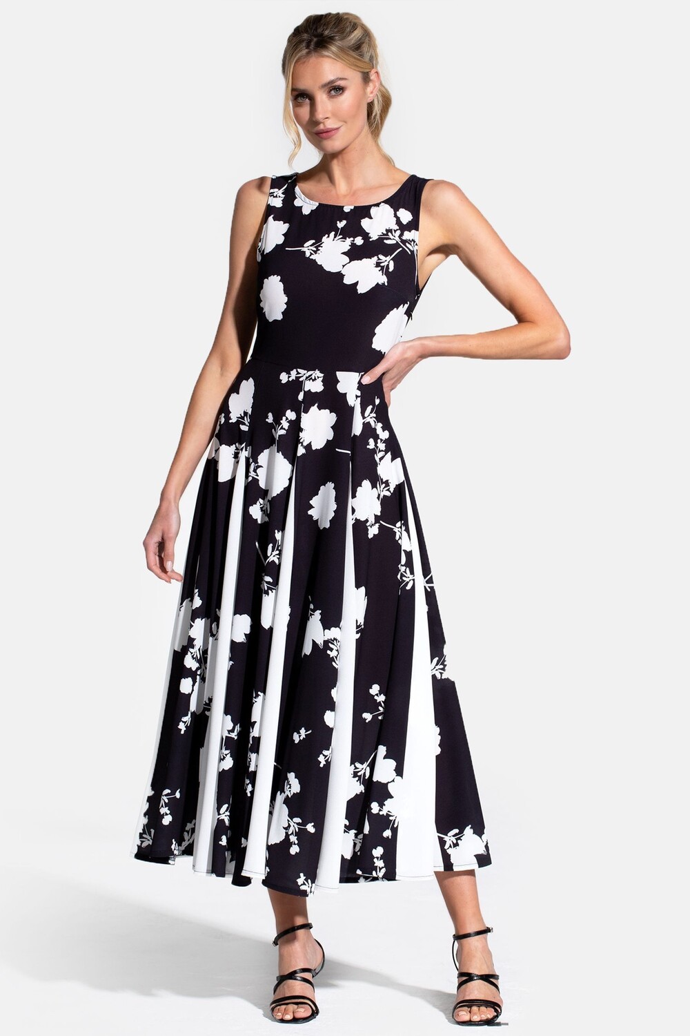 HotSquash Женское черное платье миди с контрастной плиссированной юбкой Hot Squash, черный
HotSquash Женское черное платье миди с контрастной плиссированной юбкой Hot Squash, черный