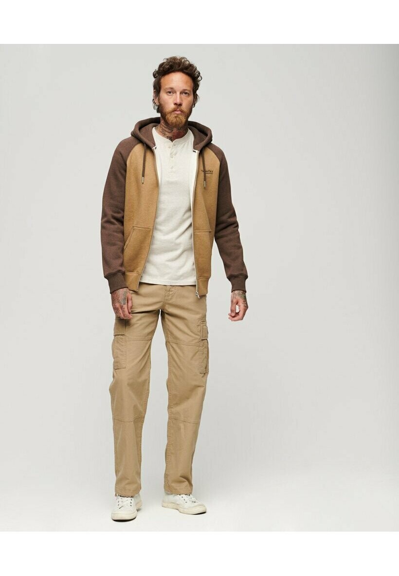 Толстовка на молнии Superdry Essential Baseball Zip Hoodie....., темно-коричневая marl насыщенно-коричневая marl, Коричневый
Толстовка на молнии Superdry Essential Baseball Zip Hoodie....., темно-коричневая marl насыщенно-коричневая marl, Коричневый
