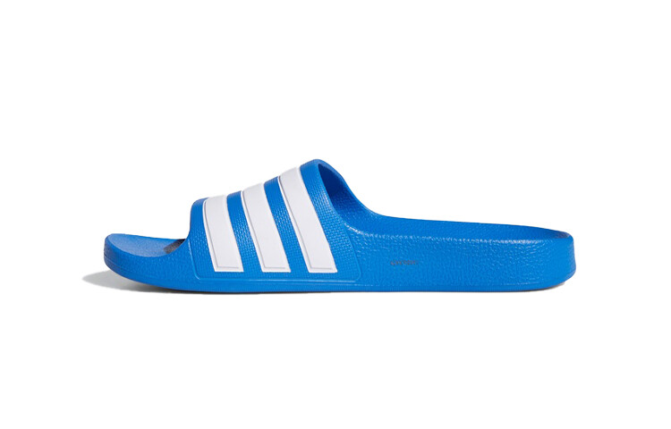 Детские шлепанцы серии Adilette Kids Белый/Королевский синий/Папоротниково-зеленый Adidas
Детские шлепанцы серии Adilette Kids Белый/Королевский синий/Папоротниково-зеленый Adidas