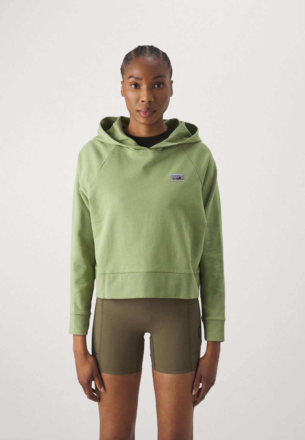 Толстовка Regenerative Organic Certified Essential Patagonia, цвет buckhorn green
Толстовка Regenerative Organic Certified Essential Patagonia, цвет buckhorn green