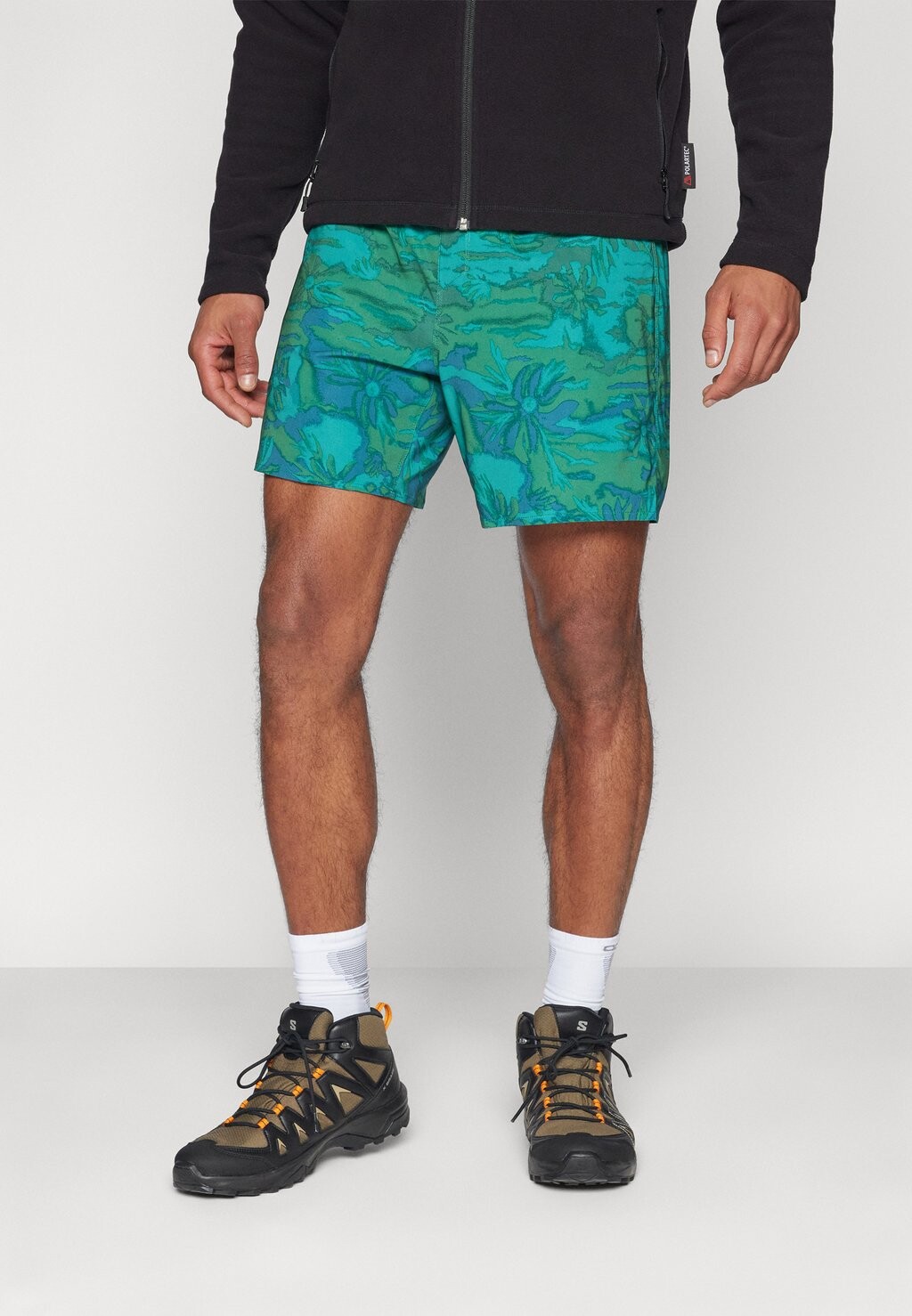 Шорты для активного отдыха HYDROPEAK VOLLEY Patagonia, цвет cliffs and coves/conifer green
Шорты для активного отдыха HYDROPEAK VOLLEY Patagonia, цвет cliffs and coves/conifer green