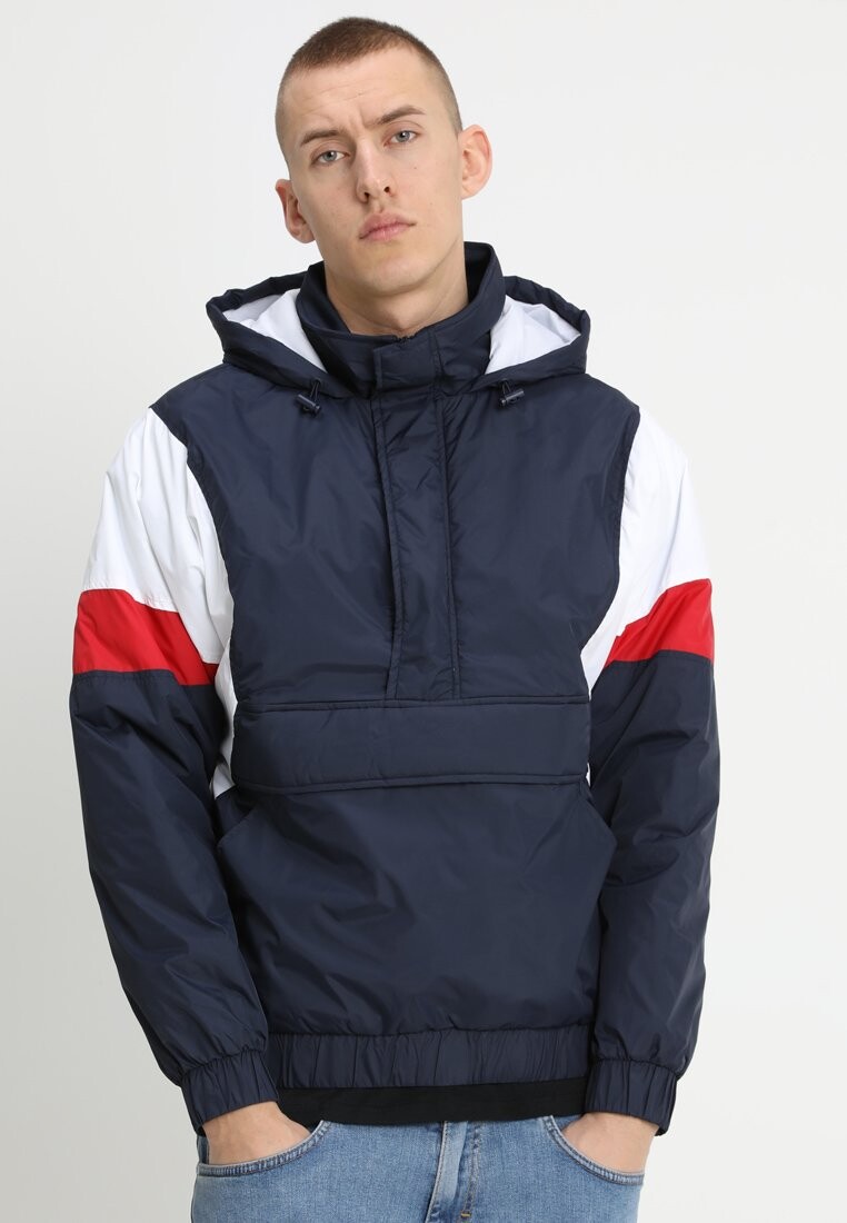Куртка межсезонная 3-TONE PULL OVER Urban Classics, темно-синий/белый/огненно-красный
Куртка межсезонная 3-TONE PULL OVER Urban Classics, темно-синий/белый/огненно-красный