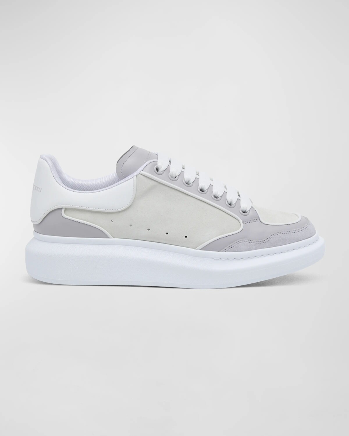 Мужские кожаные низкие кеды оверсайз в стиле ретро Alexander McQueen, цвет Concrete Luna White
Мужские кожаные низкие кеды оверсайз в стиле ретро Alexander McQueen, цвет Concrete Luna White