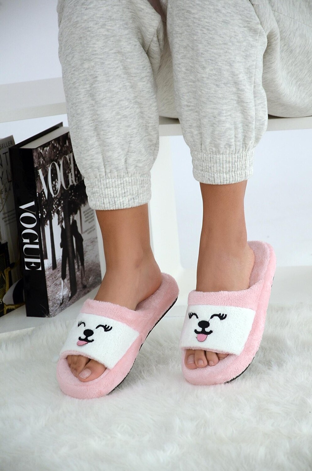 Женские домашние тапочки Cute Cat на удобной подошве 999-15-22 Pembe Potin, пудрово-розовый
Женские домашние тапочки Cute Cat на удобной подошве 999-15-22 Pembe Potin, пудрово-розовый