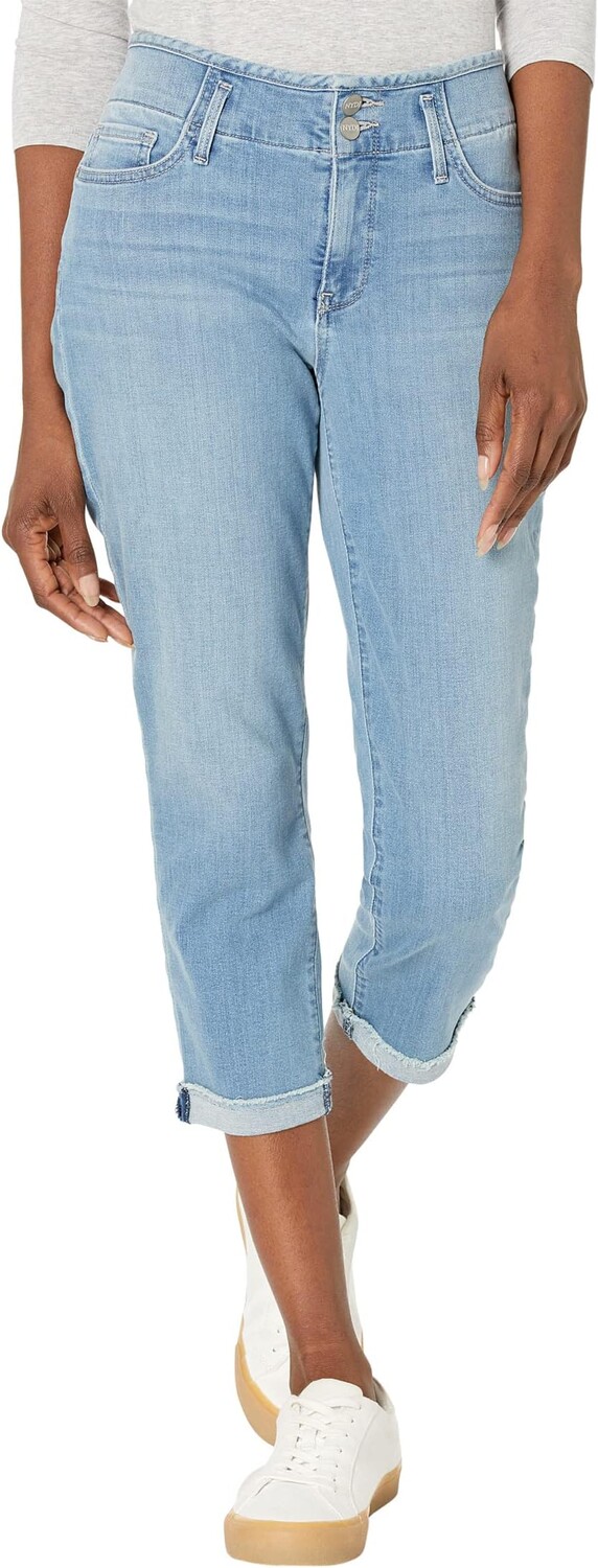 Джинсы Chloe Capris Hollywood Waistband & Cuff in Mesmerize NYDJ, цвет Mesmerize
Джинсы Chloe Capris Hollywood Waistband & Cuff in Mesmerize NYDJ, цвет Mesmerize