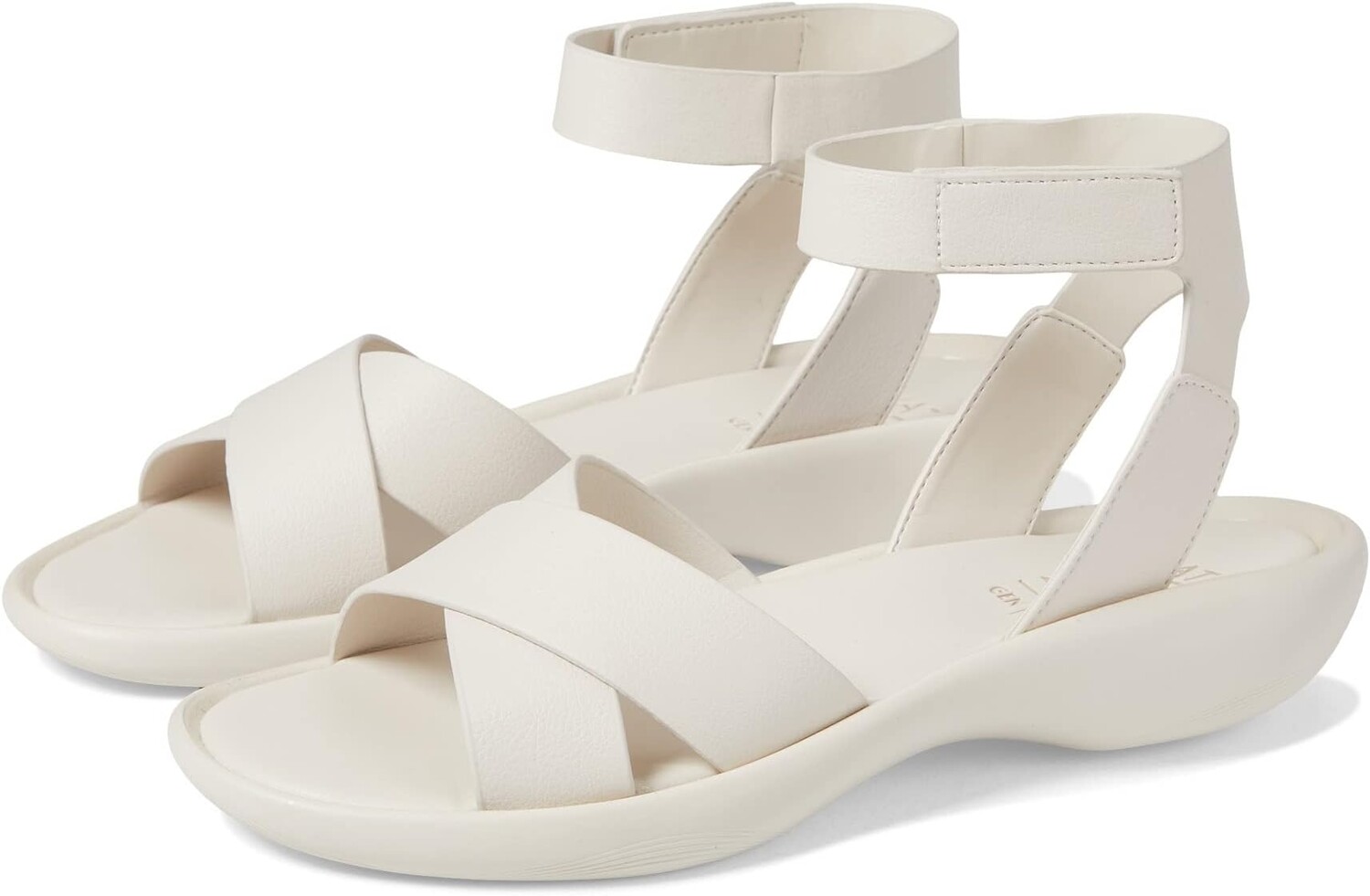 Сандалии на плоской подошве Genn-Climb Naturalizer, цвет Satin Pearl Beige Synthetic
Сандалии на плоской подошве Genn-Climb Naturalizer, цвет Satin Pearl Beige Synthetic