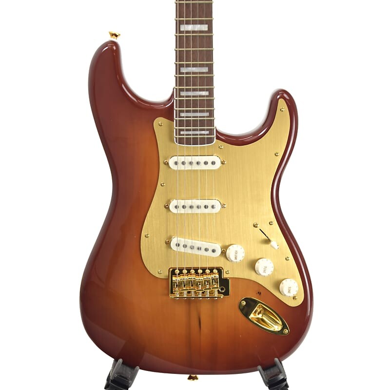 Электрогитара Squier 40th Anniversary Stratocaster Gold Edition - Sienna Sunburst 0379410547
Электрогитара Squier 40th Anniversary Stratocaster Gold Edition - Sienna Sunburst 0379410547