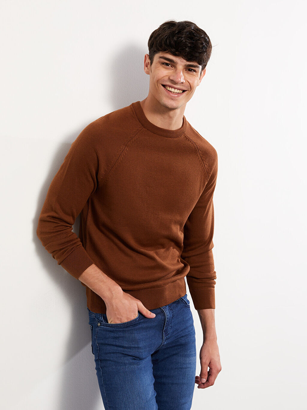 Мужской трикотажный свитер с круглым вырезом и длинными рукавами LCW Casual, Коричневый
Мужской трикотажный свитер с круглым вырезом и длинными рукавами LCW Casual, Коричневый