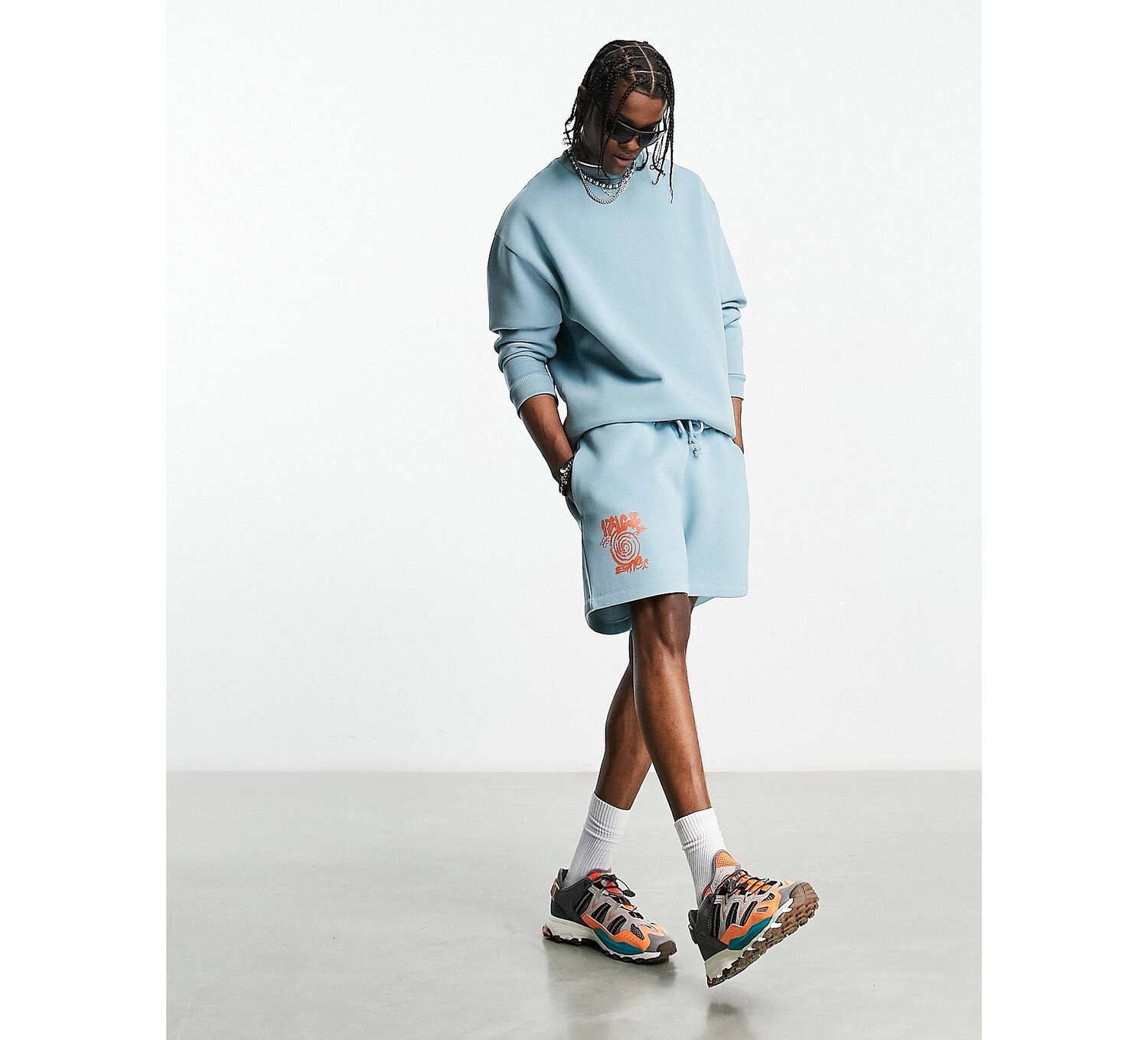 Синие шорты оверсайз ASOS DESIGN co-ord с многоместным объемным принтом ASOS DESIGN co-ord
Синие шорты оверсайз ASOS DESIGN co-ord с многоместным объемным принтом ASOS DESIGN co-ord