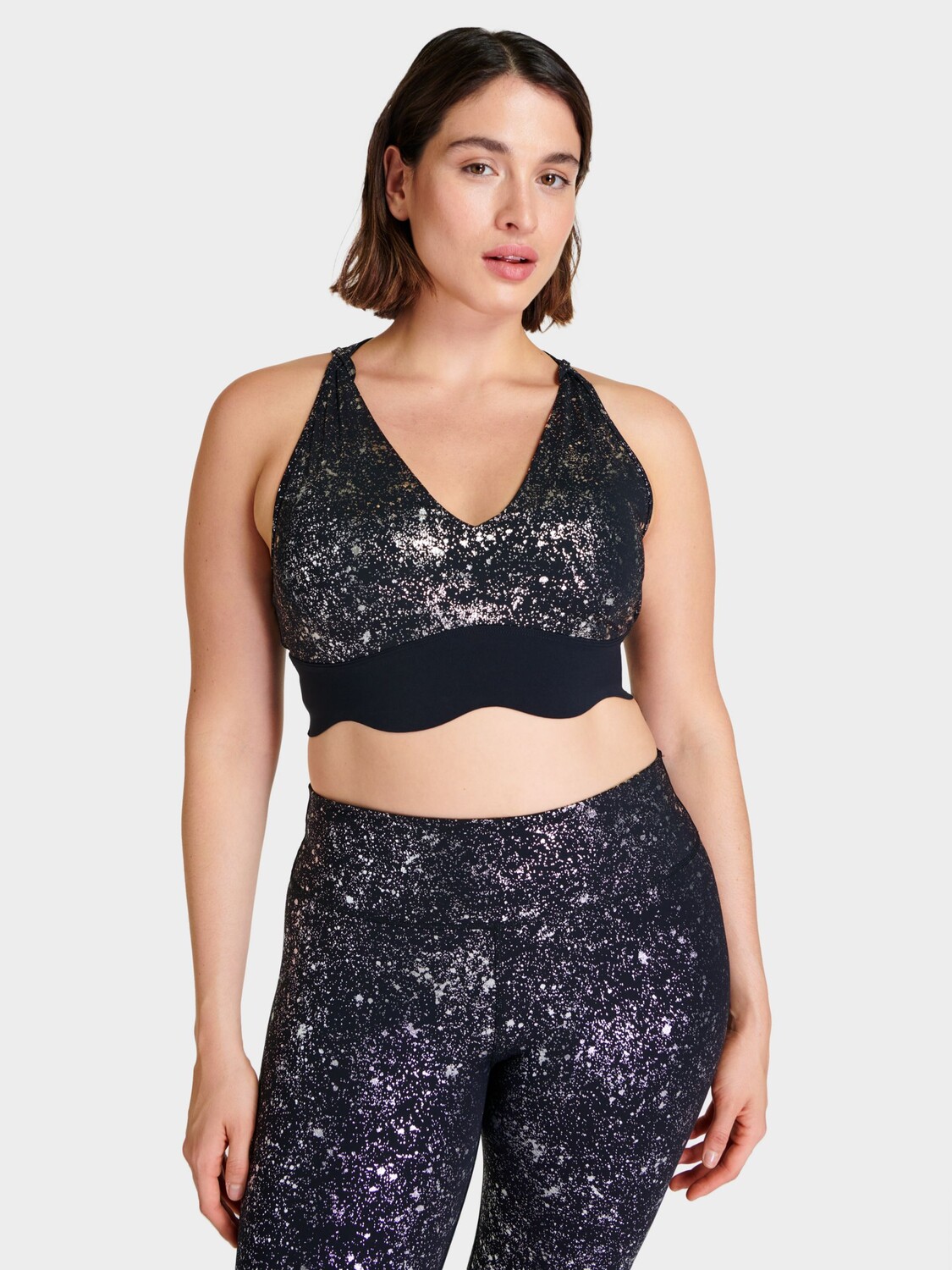 Спортивный бюстгальтер Goddess Contour с глубоким вырезом Sweaty Betty, черная крапчатая фольга
Спортивный бюстгальтер Goddess Contour с глубоким вырезом Sweaty Betty, черная крапчатая фольга