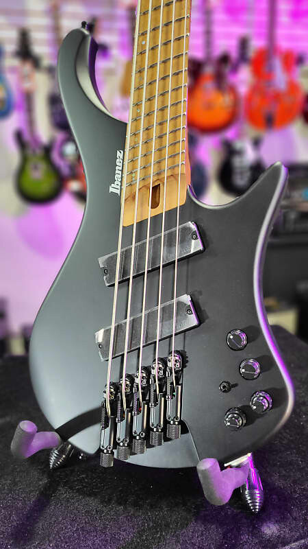 Бас-гитара Ibanez Bass Workshop EHB1005MS - Black Flat Официальный дилер *БЕСПЛАТНЫЙ ПЛЕКС ПРИ ПОКУПКЕ*! 653
Бас-гитара Ibanez Bass Workshop EHB1005MS - Black Flat Официальный дилер *БЕСПЛАТНЫЙ ПЛЕКС ПРИ ПОКУПКЕ*! 653