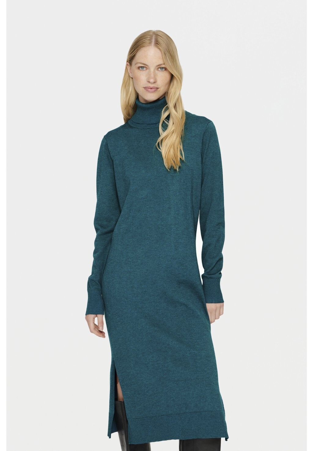 Трикотажное платье MILA ROLL NECK Saint Tropez, меланж со светоотражающим прудом
Трикотажное платье MILA ROLL NECK Saint Tropez, меланж со светоотражающим прудом