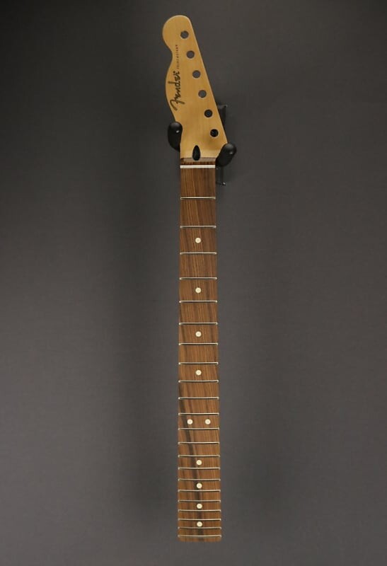 НОВИНКА Телекастер серии Fender Player с обратной головкой грифа (407) (407) Player Series Telecaster Reverse Headstock Neck, 22 M...
НОВИНКА Телекастер серии Fender Player с обратной головкой грифа (407) (407) Player Series Telecaster Reverse Headstock Neck, 22 M...