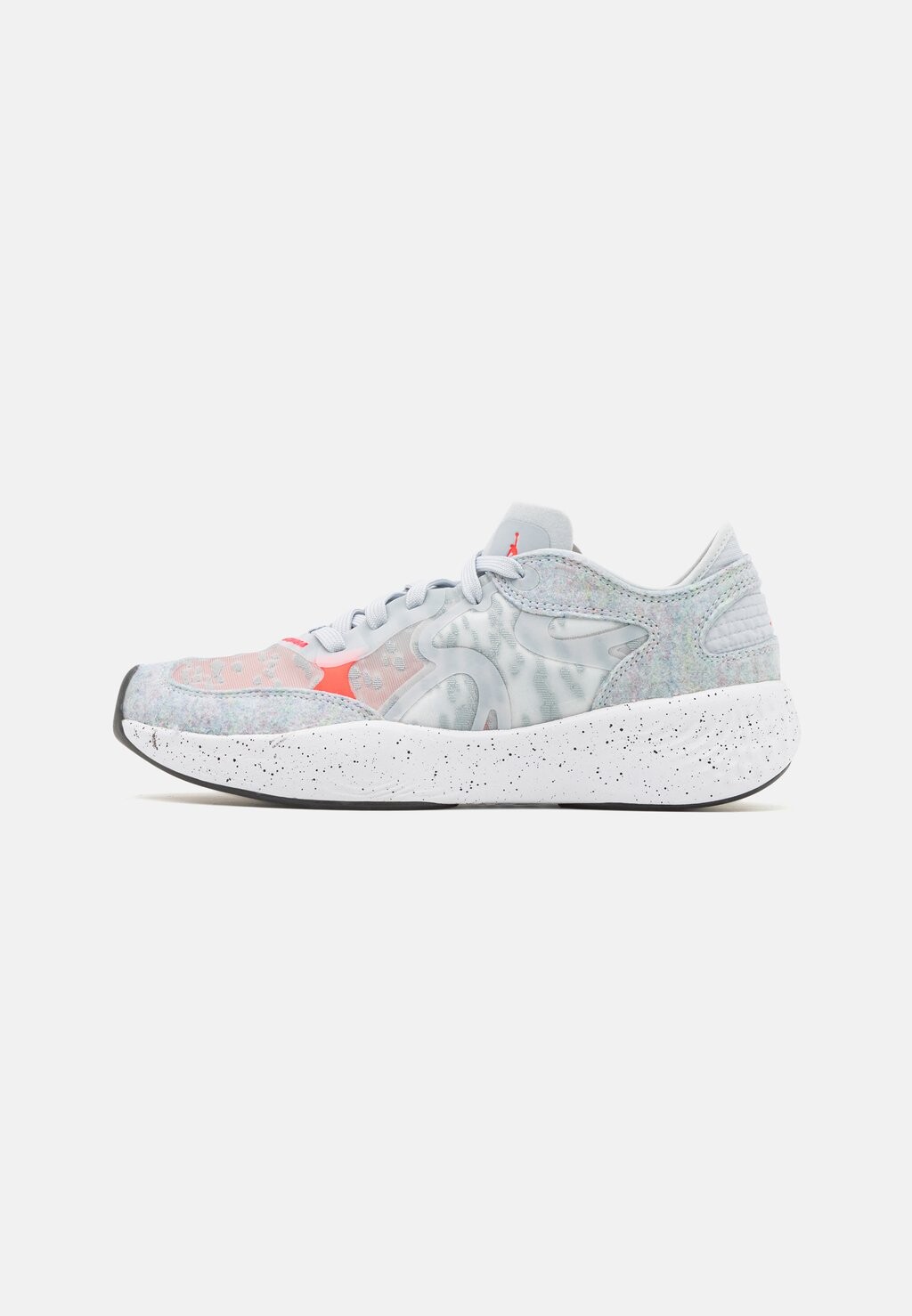 Баскетбольные кроссовки Jordan Delta 3 Low (Gs) Jordan, цвет pure platinum/infrared/black
Баскетбольные кроссовки Jordan Delta 3 Low (Gs) Jordan, цвет pure platinum/infrared/black