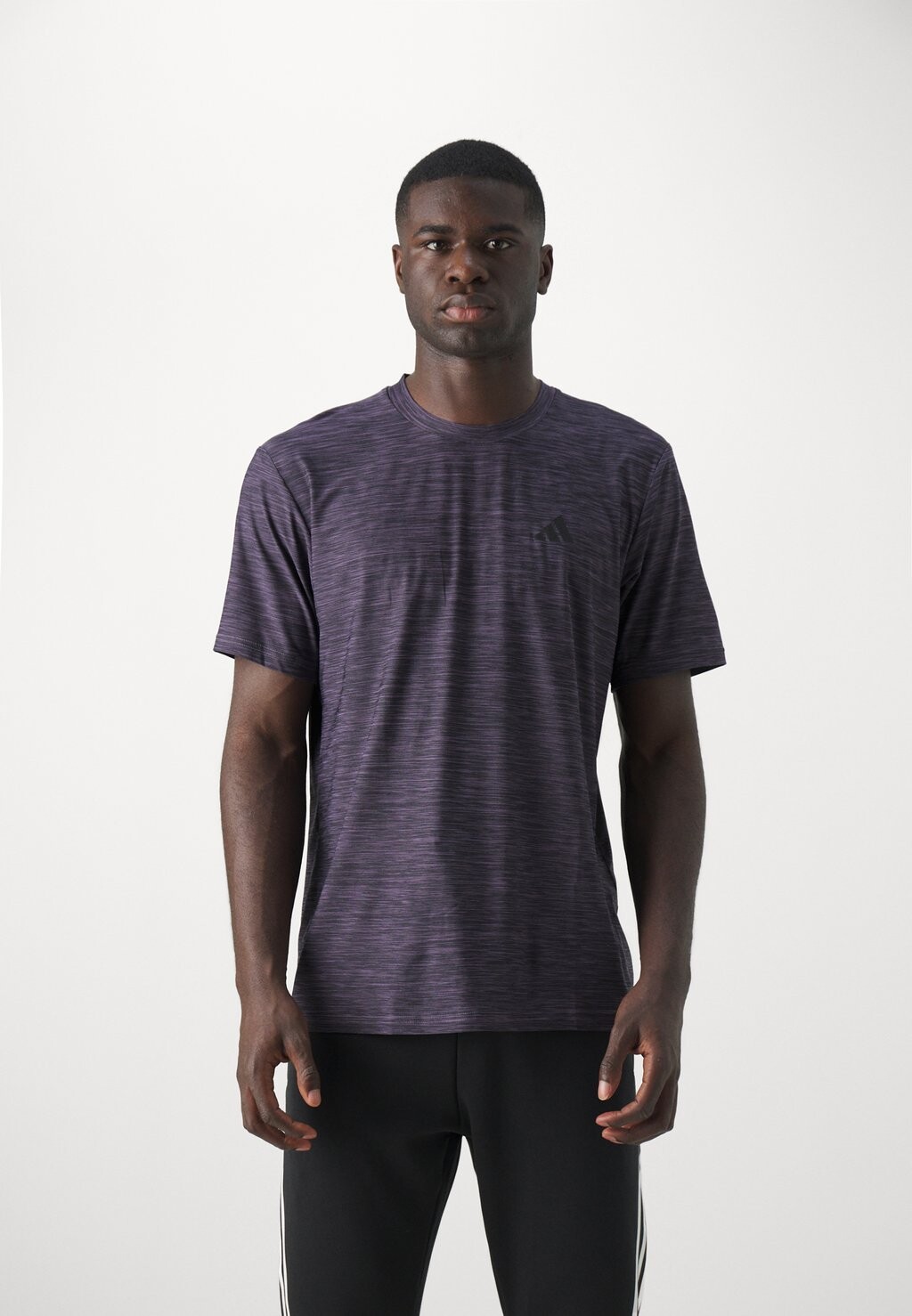Спортивная футболка Train Essentials Stretch Adidas, цвет shadow violet/black
Спортивная футболка Train Essentials Stretch Adidas, цвет shadow violet/black