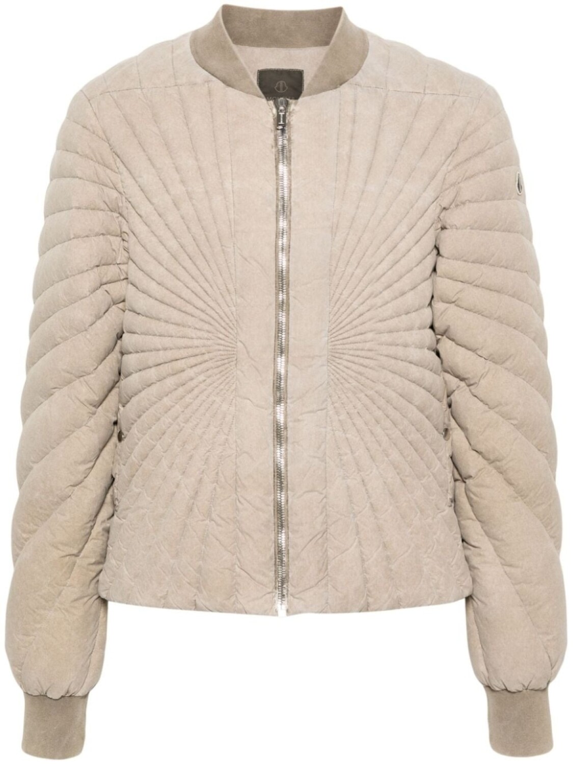 Moncler стеганый бомбер Radiance Flight из коллаборации с Rick Owens, нейтральный цвет
Moncler стеганый бомбер Radiance Flight из коллаборации с Rick Owens, нейтральный цвет