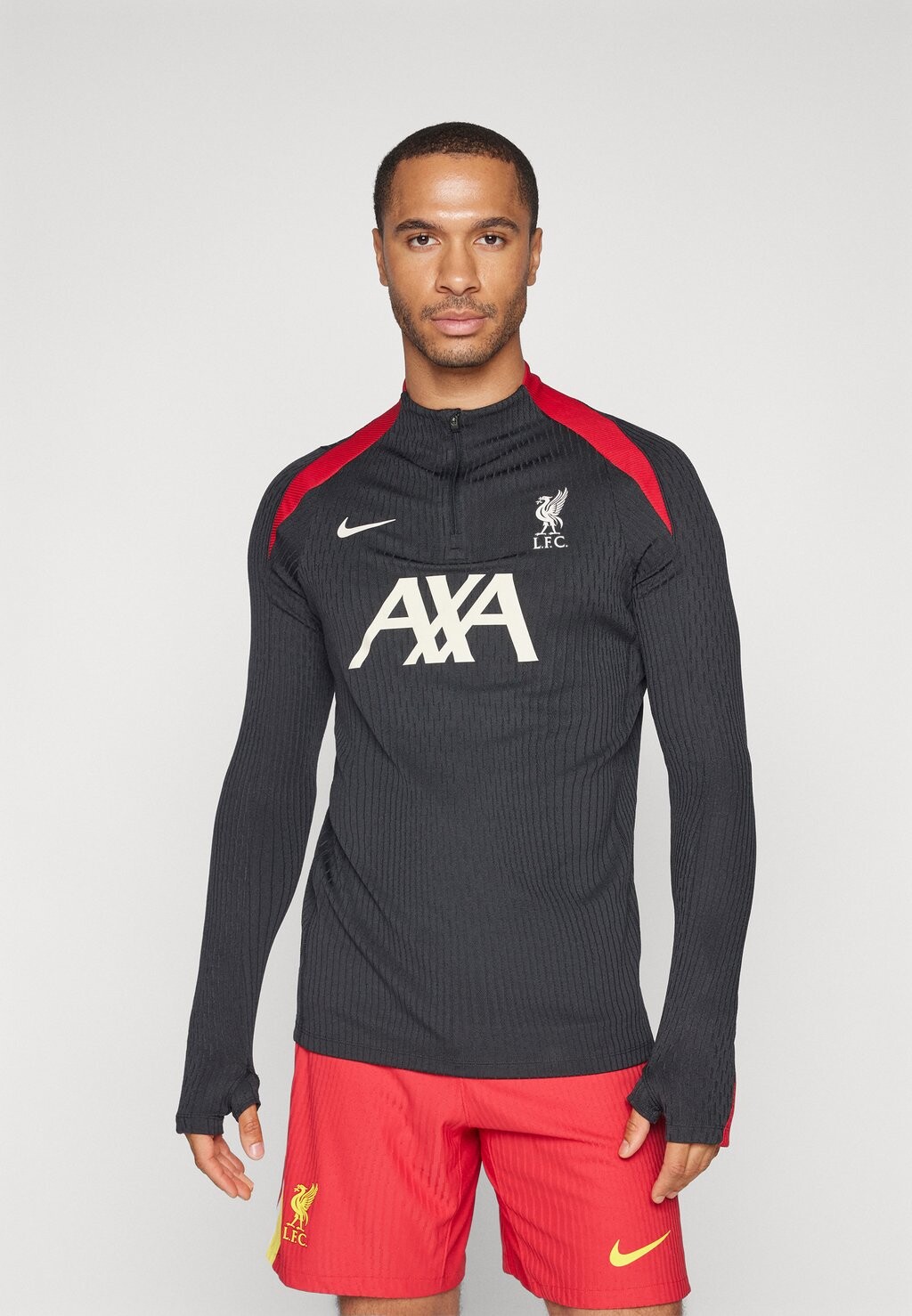 Team Nike, черный/спортивно-красный/светлое дерево Liverpool Fc Strike Elite Drill Top
Team Nike, черный/спортивно-красный/светлое дерево Liverpool Fc Strike Elite Drill Top
