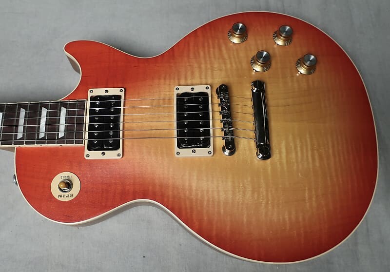 Электрогитара Gibson Les Paul Standard 60's Faded 2023 Vintage Cherry Sunburst
Электрогитара Gibson Les Paul Standard 60's Faded 2023 Vintage Cherry Sunburst