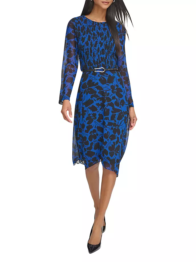 Платье миди со сборками и цветочным принтом City Mist Donna Karan New York, цвет floral
Платье миди со сборками и цветочным принтом City Mist Donna Karan New York, цвет floral