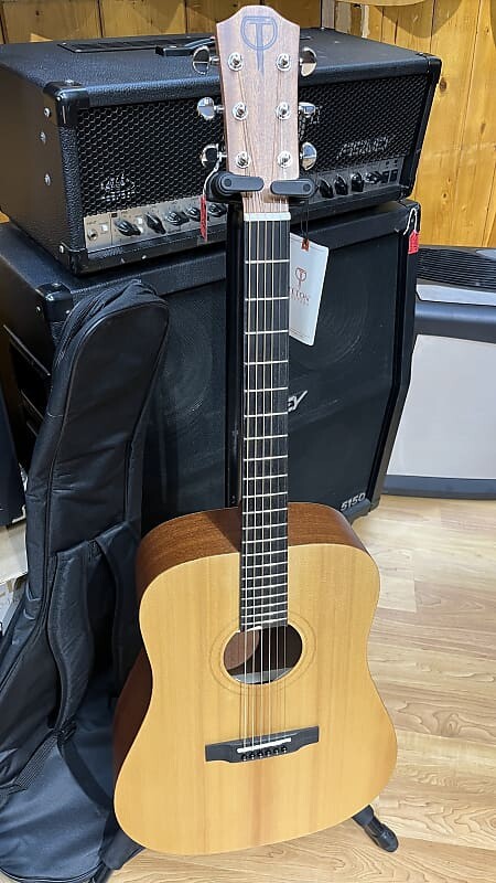 Акустическая гитара Teton STS10NT - Natural Acoustic Guitar With Padded Gig Bag
Акустическая гитара Teton STS10NT - Natural Acoustic Guitar With Padded Gig Bag