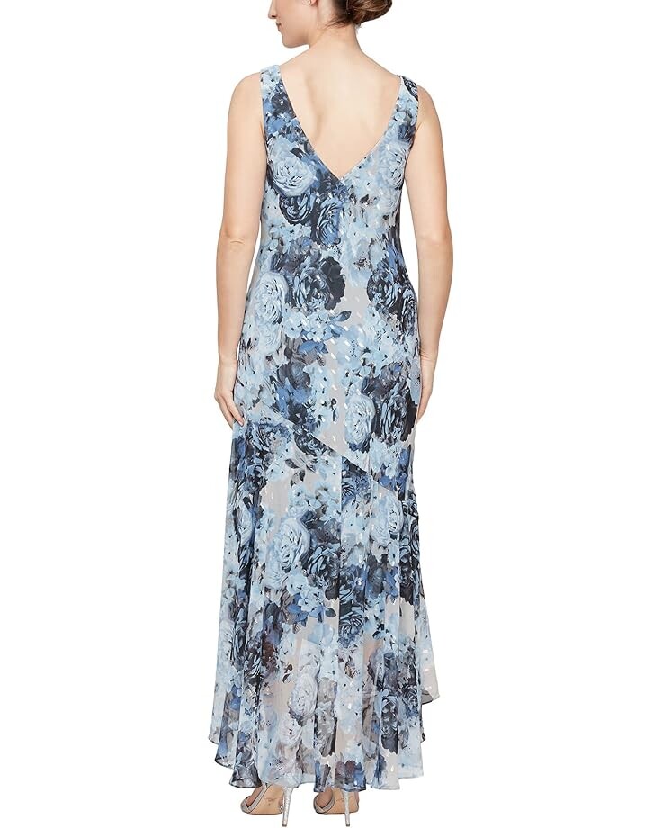 Платье Alex Evenings Tea Length Chiffon Burnout High-Low Dress with Cascade Jacket, цвет Blue/Multi
Платье Alex Evenings Tea Length Chiffon Burnout High-Low Dress with Cascade Jacket, цвет Blue/Multi
