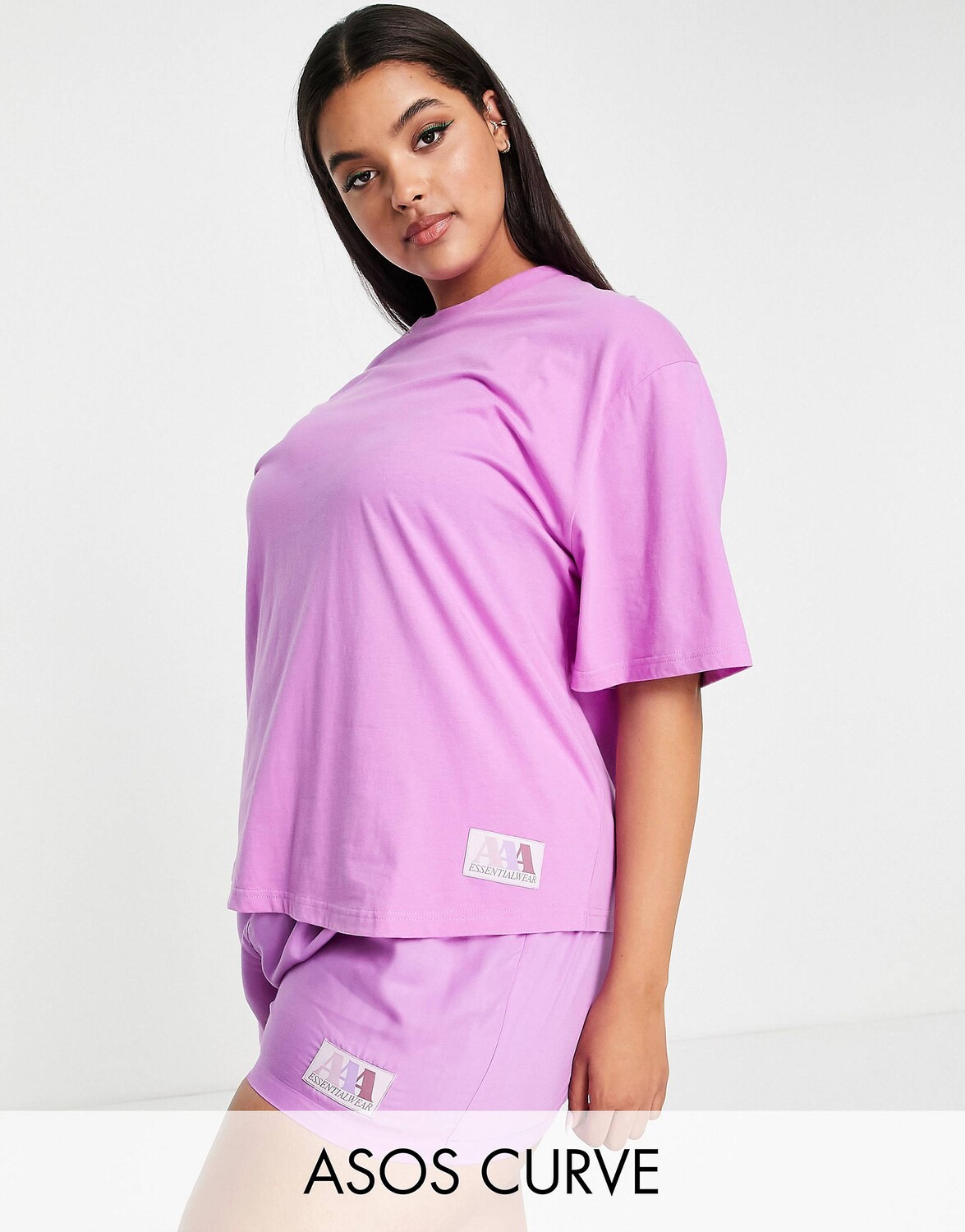 Фиолетовый комплект из трикотажной футболки и короткой пижамы ASOS DESIGN Curve A Essentials
Фиолетовый комплект из трикотажной футболки и короткой пижамы ASOS DESIGN Curve A Essentials