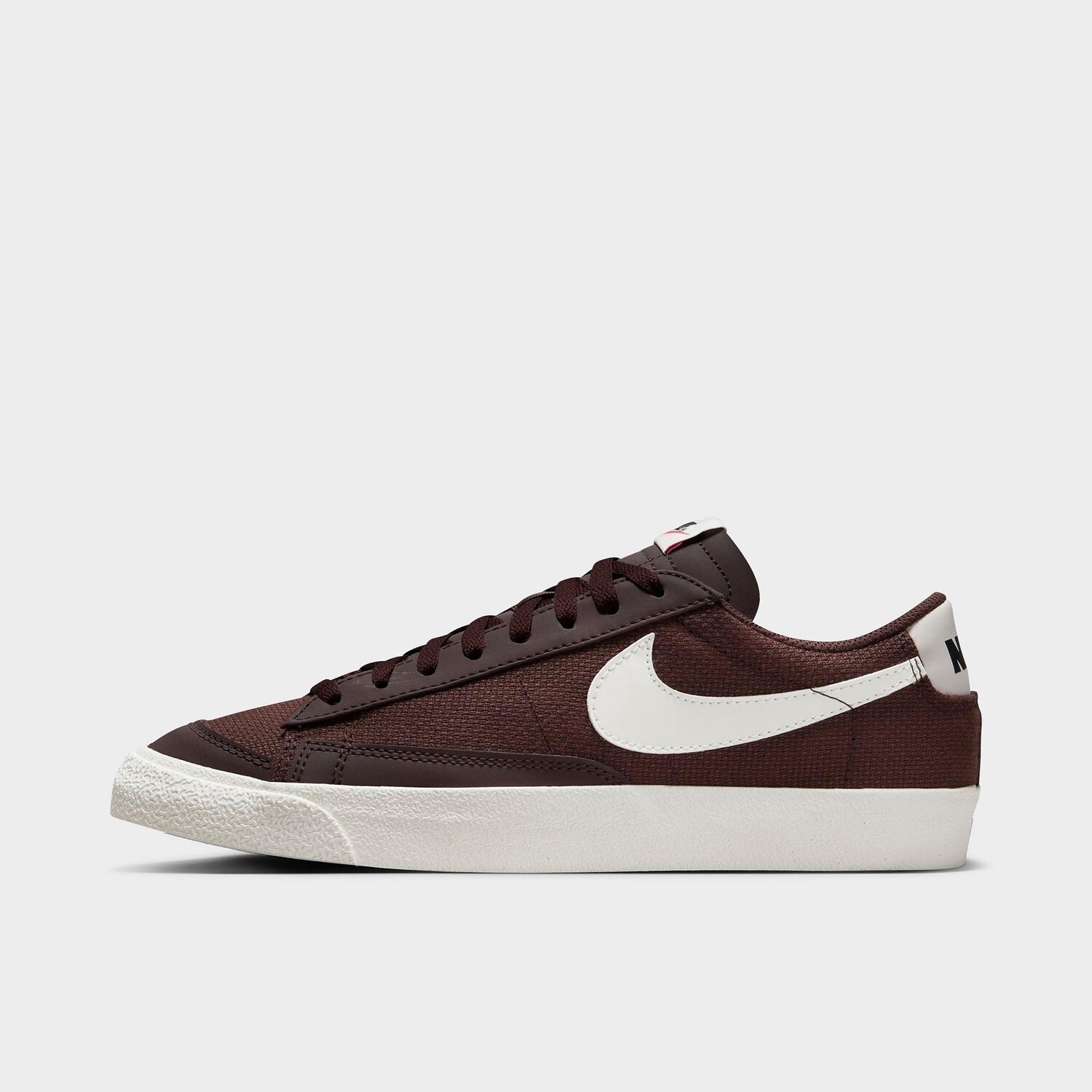 Мужские повседневные кроссовки из пробки Nike Blazer Low '77 Premium SE, коричневый
Мужские повседневные кроссовки из пробки Nike Blazer Low '77 Premium SE, коричневый