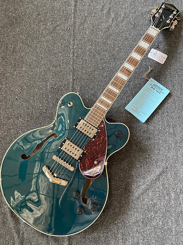 Центральный блок Gretsch G2622 Streamliner, V-Stoptail Midnight Sapphire #IS220114780 (6 фунтов, 6,8 унции) G2622 Streamliner Center Block with Laurel Fretboard, V-Stoptail
Центральный блок Gretsch G2622 Streamliner, V-Stoptail Midnight Sapphire #IS220114780 (6 фунтов, 6,8 унции) G2622 Streamliner Center Block with Laurel Fretboard, V-Stoptail
