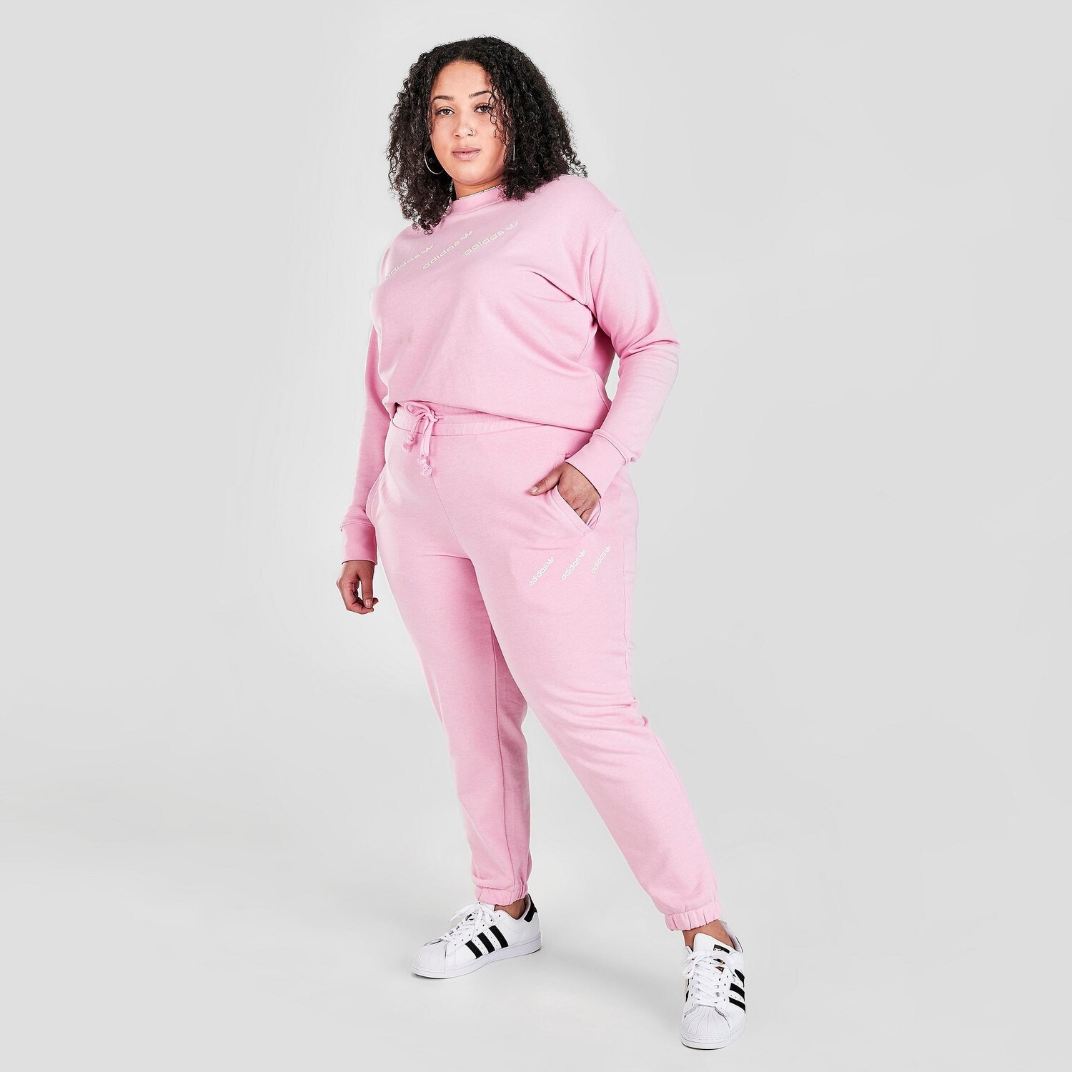 Женские спортивные брюки с тройным логотипом Adidas Originals (большие размеры), розовый
Женские спортивные брюки с тройным логотипом Adidas Originals (большие размеры), розовый