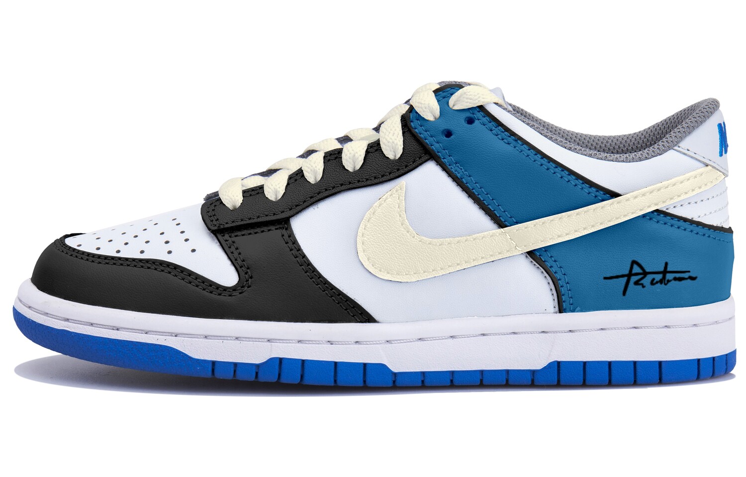 Кроссовки Nike Dunk Skateboarding Shoes Women's Low-top Blue/Beige, бежевый/черный/синий
Кроссовки Nike Dunk Skateboarding Shoes Women's Low-top Blue/Beige, бежевый/черный/синий