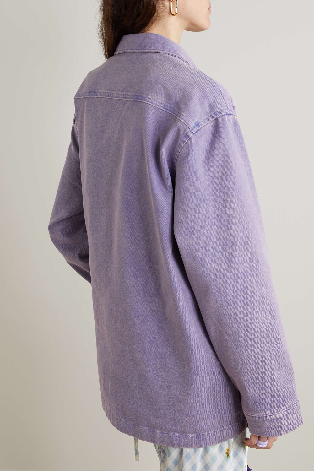 ACNE STUDIOS Куртка оверсайз из смесового хлопкового твила с аппликацией, фиолетовый
ACNE STUDIOS Куртка оверсайз из смесового хлопкового твила с аппликацией, фиолетовый