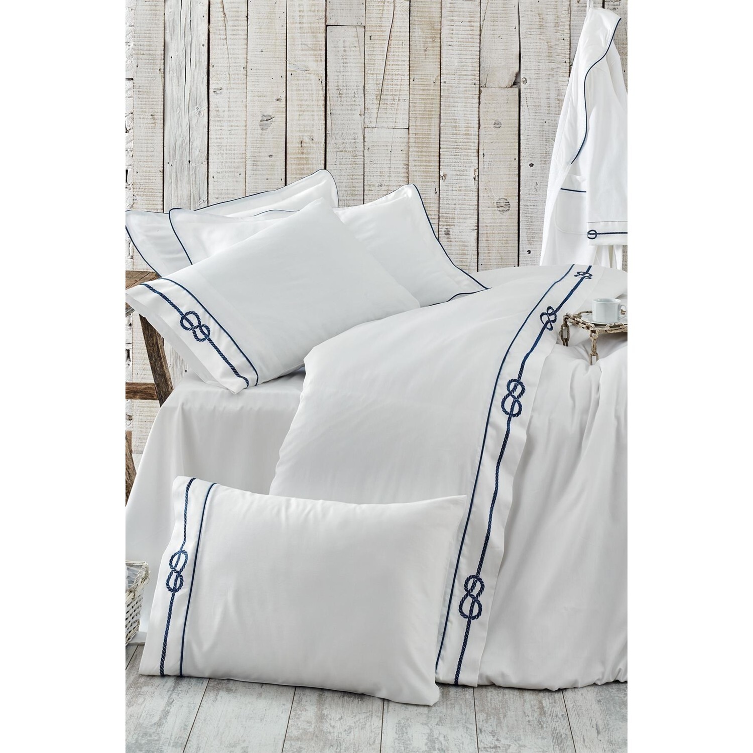 Ecocotton Route Комплект постельного белья королевского размера из 100% органического хлопка, атласа с вышивкой, белого цвета, 220X240 см
Ecocotton Route Комплект постельного белья королевского размера из 100% органического хлопка, атласа с вышивкой, белого цвета, 220X240 см