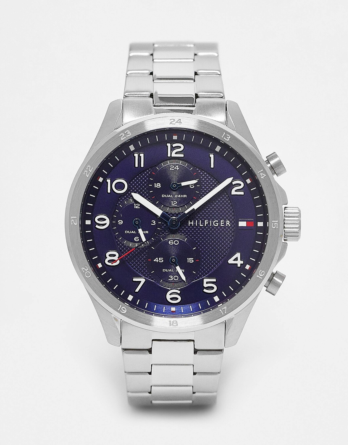 Мужские часы Tommy Hilfiger с браслетом и темно-синим циферблатом из серебра 1792007
Мужские часы Tommy Hilfiger с браслетом и темно-синим циферблатом из серебра 1792007