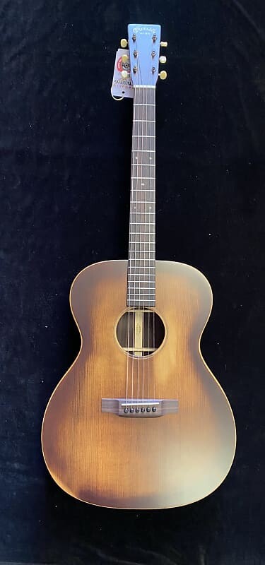 Акустическая гитара Martin 000-16 StreetMaster Acoustic Guitar - Streetmaster Finish w/Gig Bag BRAND NEW
Акустическая гитара Martin 000-16 StreetMaster Acoustic Guitar - Streetmaster Finish w/Gig Bag BRAND NEW