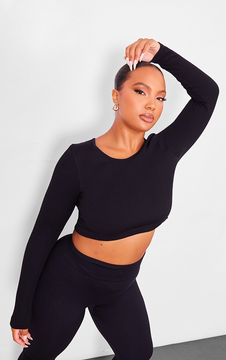 PrettyLittleThing Черный укороченный топ с длинными рукавами и круглым вырезом в рубчик черного структурированного контура
PrettyLittleThing Черный укороченный топ с длинными рукавами и круглым вырезом в рубчик черного структурированного контура