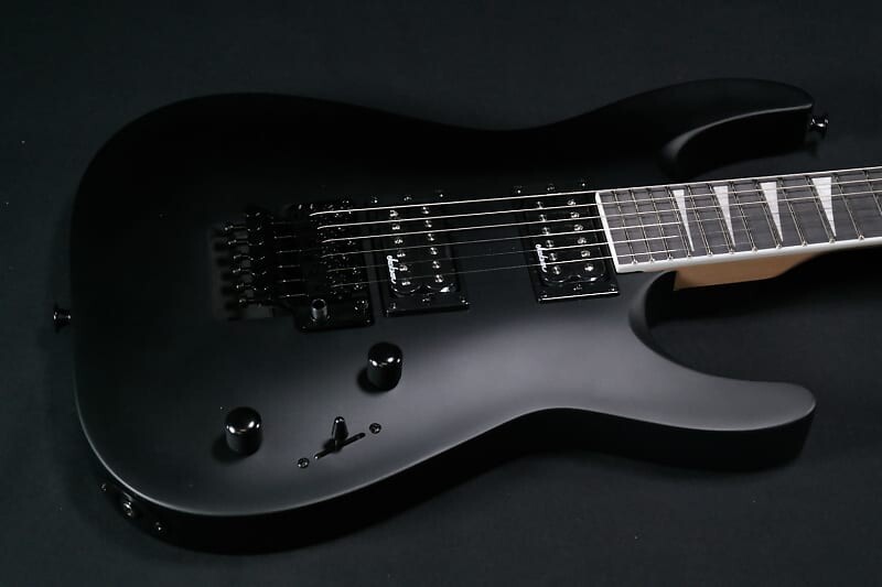 Электрогитара Jackson JS Series Dinky Arch Top JS32 DKA, Amaranth Fingerboard, Satin Black - 688
Электрогитара Jackson JS Series Dinky Arch Top JS32 DKA, Amaranth Fingerboard, Satin Black - 688