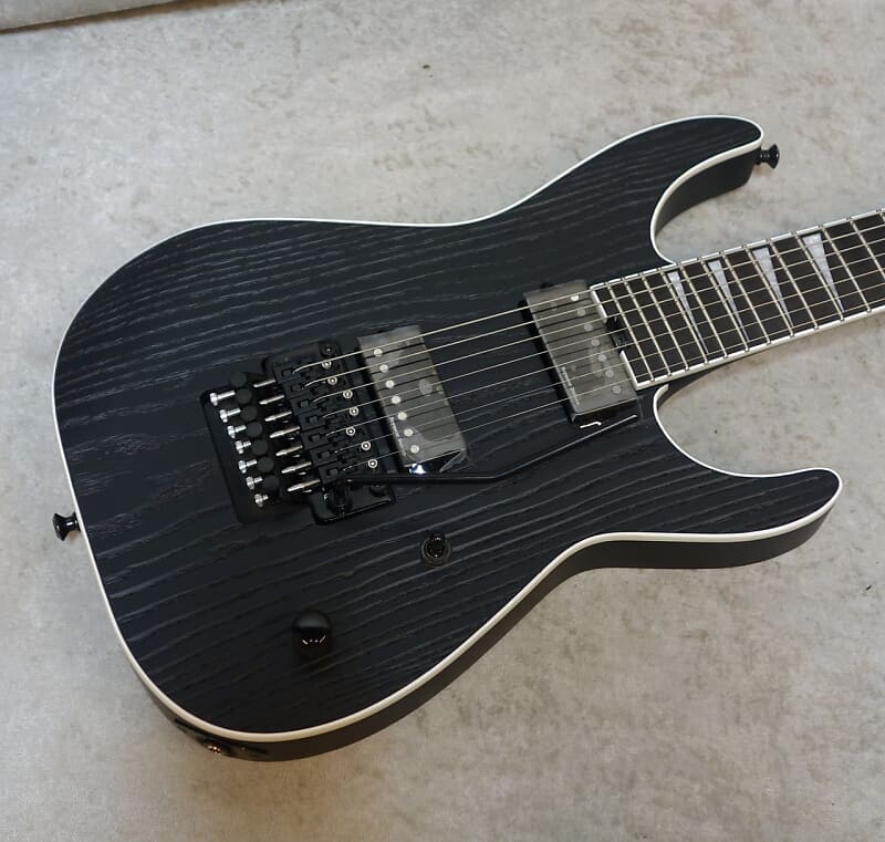 Гитара Jackson Pro Series Signature Jeff Loomis Soloist SL7 0735 Pro Series Signature Jeff Loomis Soloist SL7 guitar 0735
Гитара Jackson Pro Series Signature Jeff Loomis Soloist SL7 0735 Pro Series Signature Jeff Loomis Soloist SL7 guitar 0735