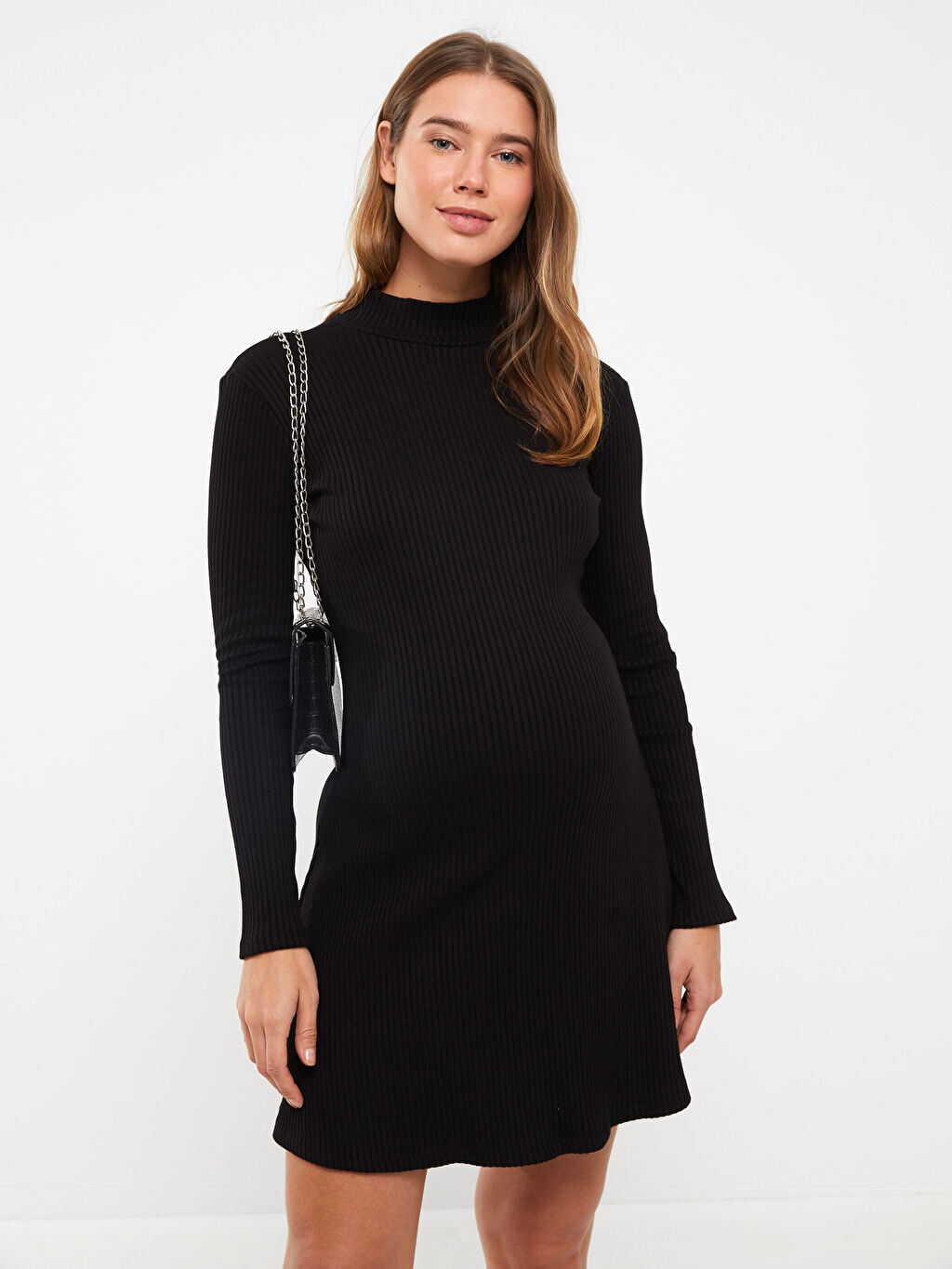 Прямое платье для беременных с длинным рукавом и высоким воротником LC Waikiki Maternity
Прямое платье для беременных с длинным рукавом и высоким воротником LC Waikiki Maternity