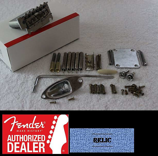 Fender Aged/Relic Deluxe Series 2-точечная хромированная фурнитура для корпуса Stratocaster Strat 099-2079-000
Fender Aged/Relic Deluxe Series 2-точечная хромированная фурнитура для корпуса Stratocaster Strat 099-2079-000