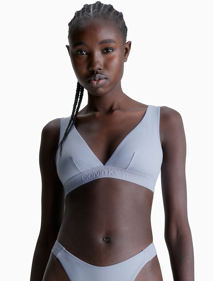 Бикини-топ Core Tonal с треугольными чашечками без косточек Calvin Klein, синий
Бикини-топ Core Tonal с треугольными чашечками без косточек Calvin Klein, синий