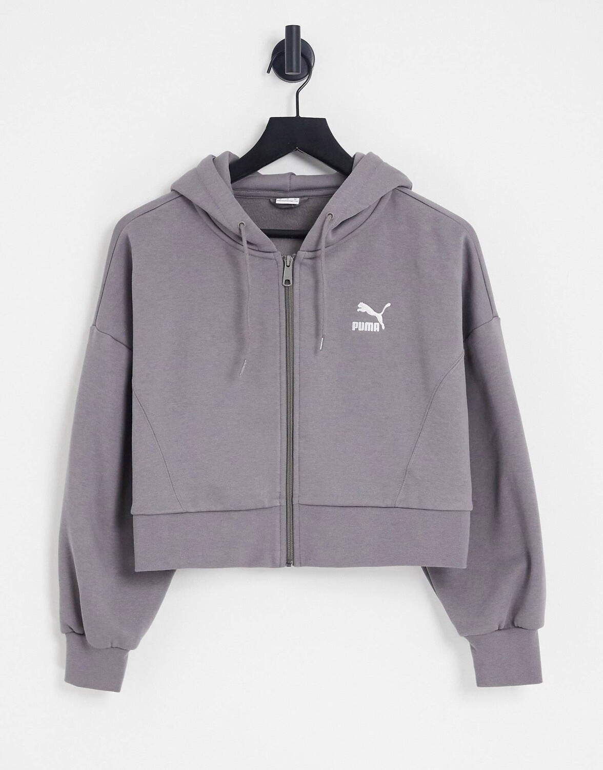 Укороченная худи свободного кроя со сквозной молнией Puma темно-серого цвета - эксклюзивно для ASOS
Укороченная худи свободного кроя со сквозной молнией Puma темно-серого цвета - эксклюзивно для ASOS