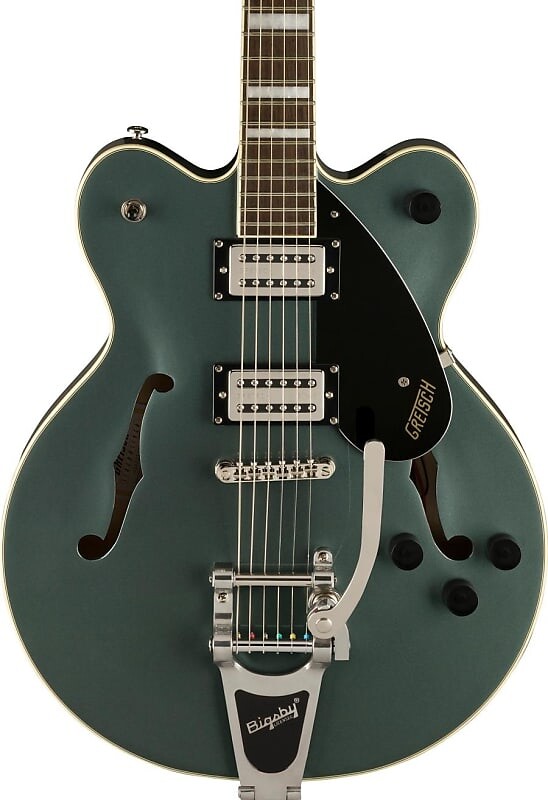 Полуакустическая гитара Gretsch G2622T Streamliner Center Block, цвет Стерлинг Грин 2806100542
Полуакустическая гитара Gretsch G2622T Streamliner Center Block, цвет Стерлинг Грин 2806100542