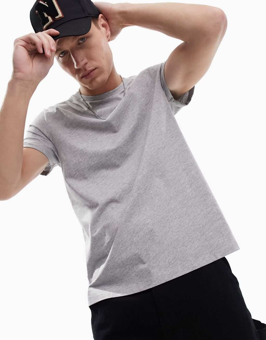 Серая меланжевая футболка с круглым вырезом и закатанными рукавами ASOS DESIGN, Серый
Серая меланжевая футболка с круглым вырезом и закатанными рукавами ASOS DESIGN, Серый