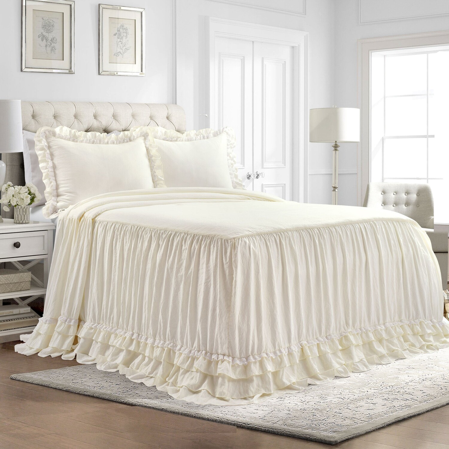 Ella Parisian Vintage Chic Кружевное покрывало с рюшами Нейтральный комплект из 3 предметов Queen Lush Decor, цвет Ivory
Ella Parisian Vintage Chic Кружевное покрывало с рюшами Нейтральный комплект из 3 предметов Queen Lush Decor, цвет Ivory