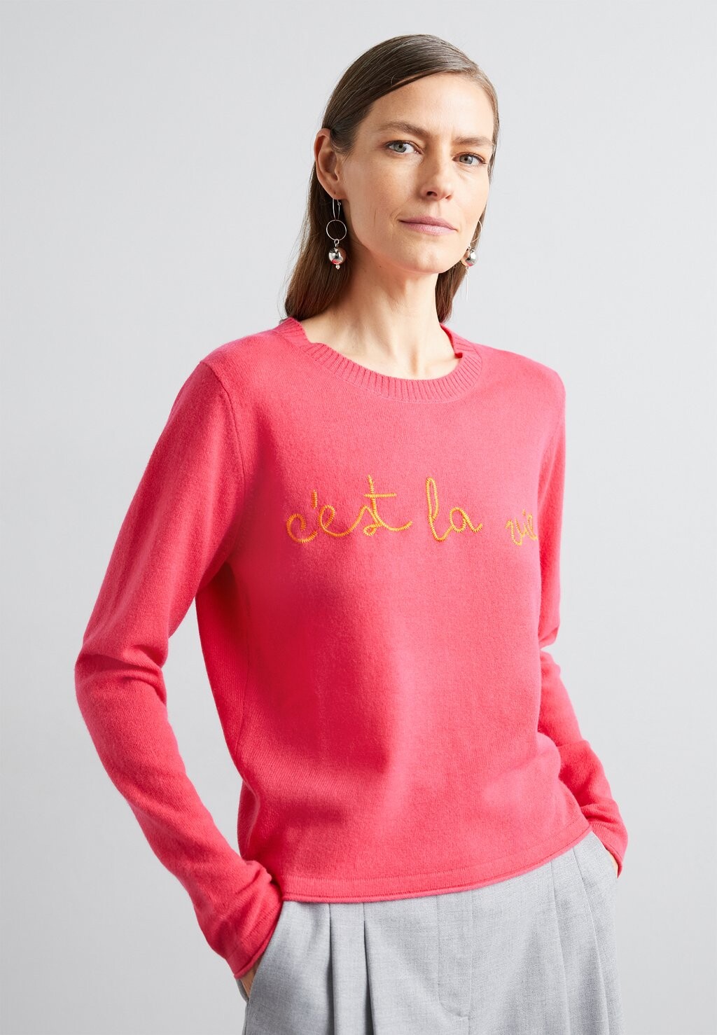 Вязаный джемпер CASHMERE CHAIN STITCH CREW KNITID, цвет clementine/hot rose
Вязаный джемпер CASHMERE CHAIN STITCH CREW KNITID, цвет clementine/hot rose