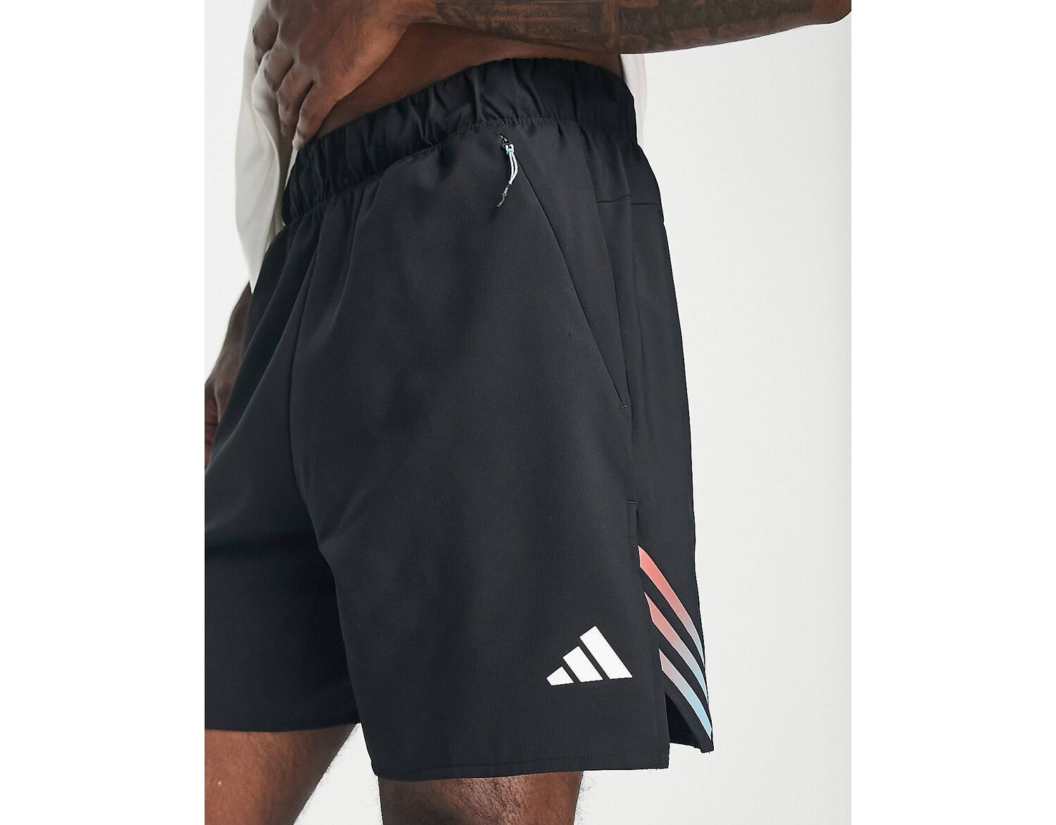 Черные шорты 7 дюймов с градиентом 3 полосок adidas Training Train Icons adidas performance
Черные шорты 7 дюймов с градиентом 3 полосок adidas Training Train Icons adidas performance