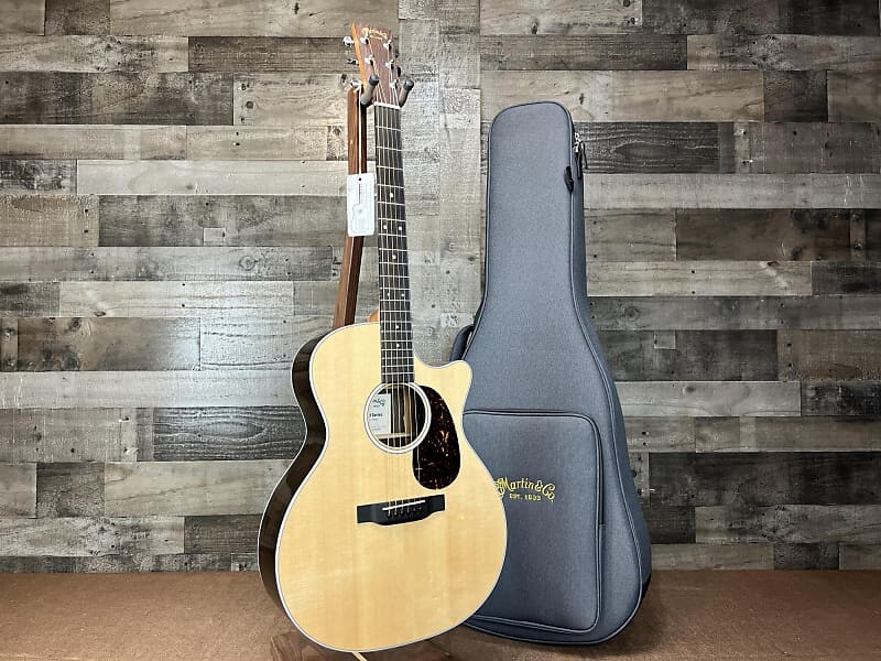 Martin GPC-13E Ziricote Электроакустическая гитара - Натуральный Martin GPC-13E Ziricote Acoustic-electric Guitar - Natural
Martin GPC-13E Ziricote Электроакустическая гитара - Натуральный Martin GPC-13E Ziricote Acoustic-electric Guitar - Natural