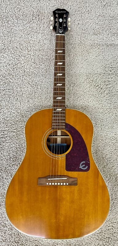 Акустическая гитара Epiphone Masterbilt Texan Acoustic-Elec Guitar - Antique Natural Aged Gloss
Акустическая гитара Epiphone Masterbilt Texan Acoustic-Elec Guitar - Antique Natural Aged Gloss