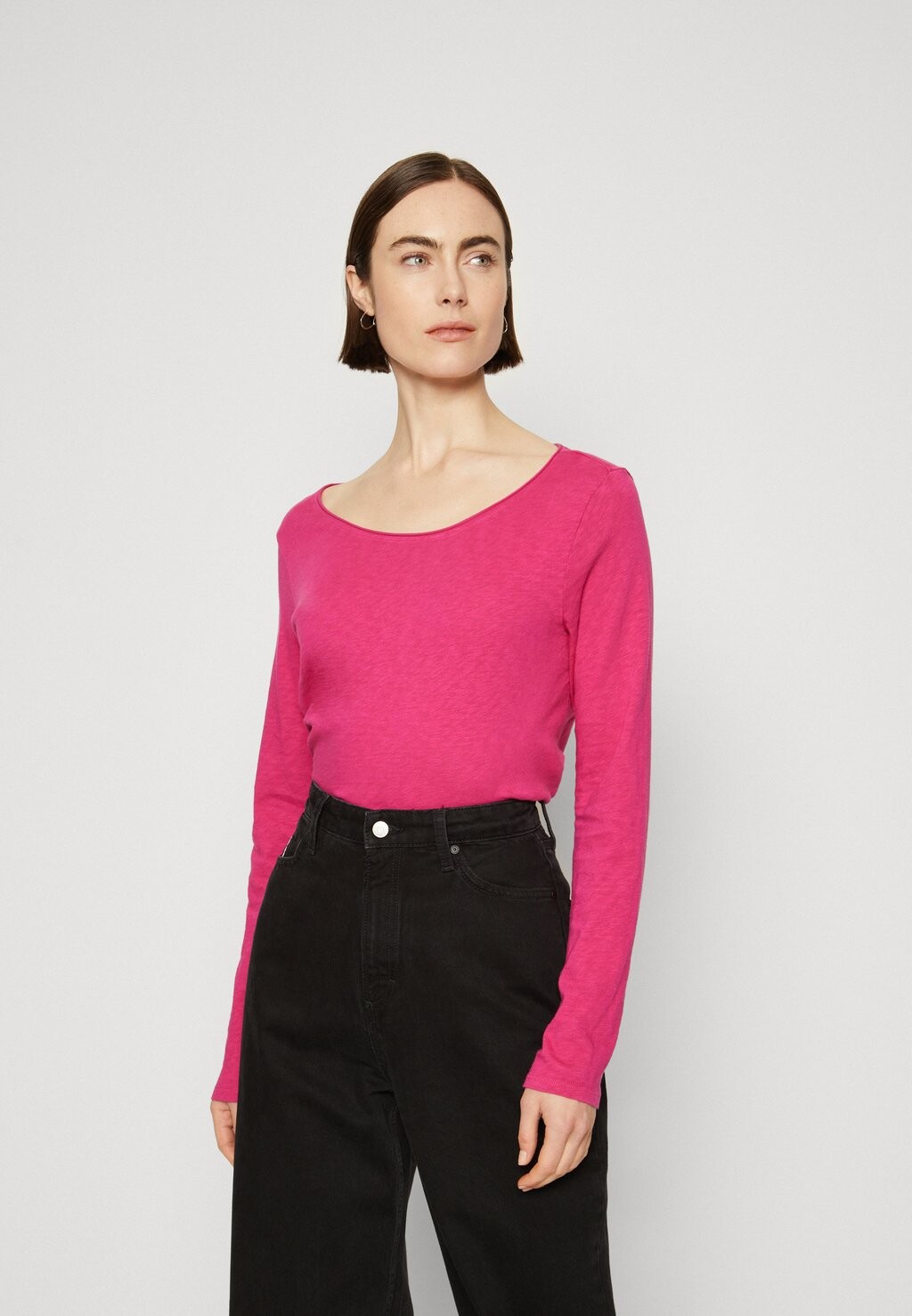 Топ с длинными рукавами Marc O'Polo DENIM LONG SLEEVE CREW NECK REGULAR FIT, цвет fandango pink
Топ с длинными рукавами Marc O'Polo DENIM LONG SLEEVE CREW NECK REGULAR FIT, цвет fandango pink